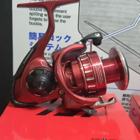 Daiwa BGRR LT4000D-CXH-ARK-spinning-reel alt4